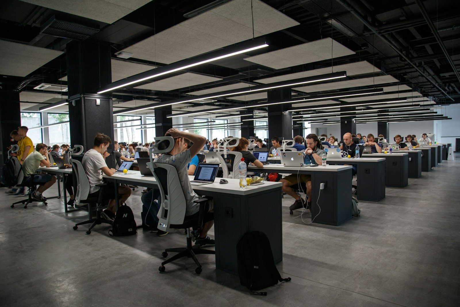 affordable coworking hubs 2025