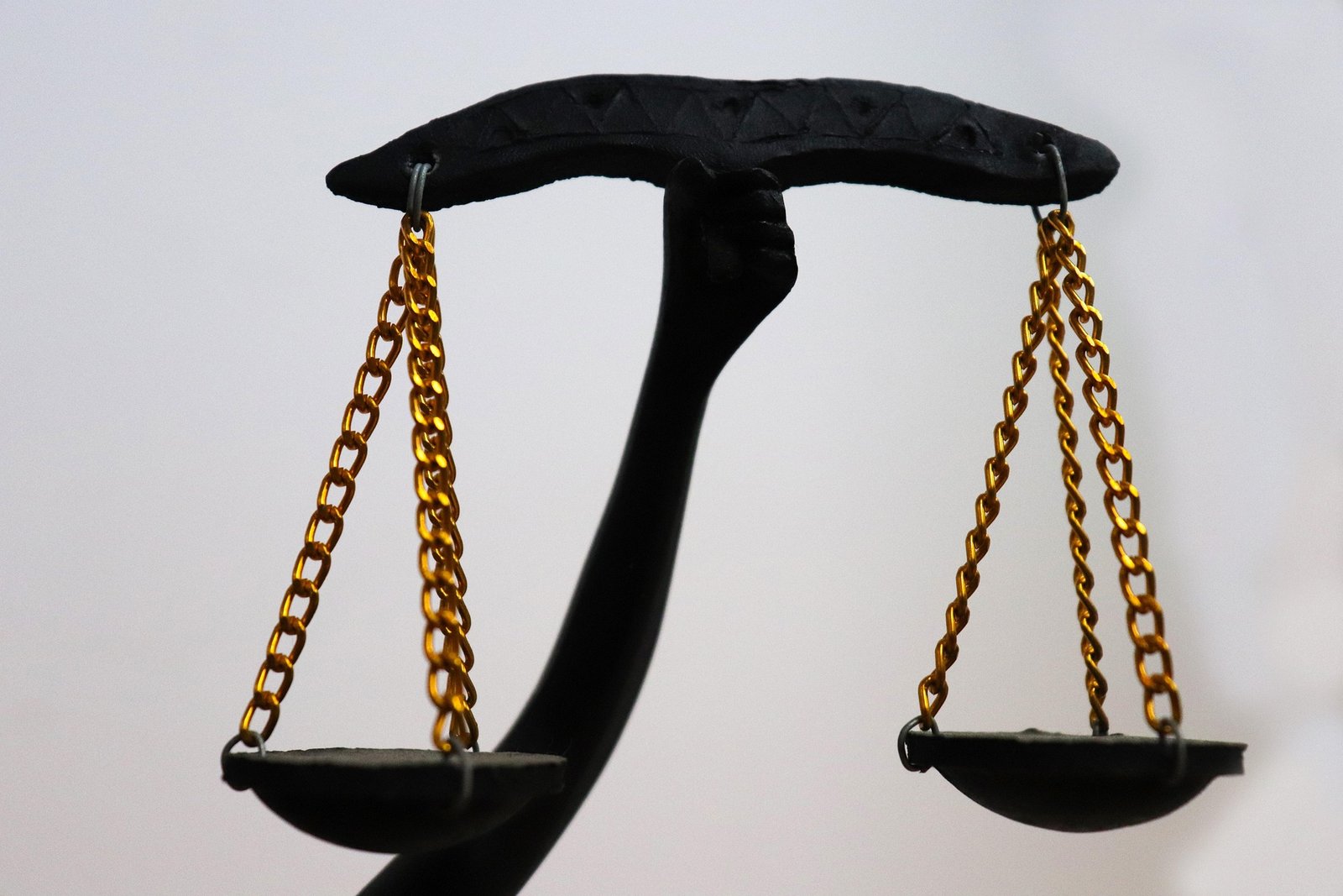 Tax Residency & Legal Setup for Digital Nomads