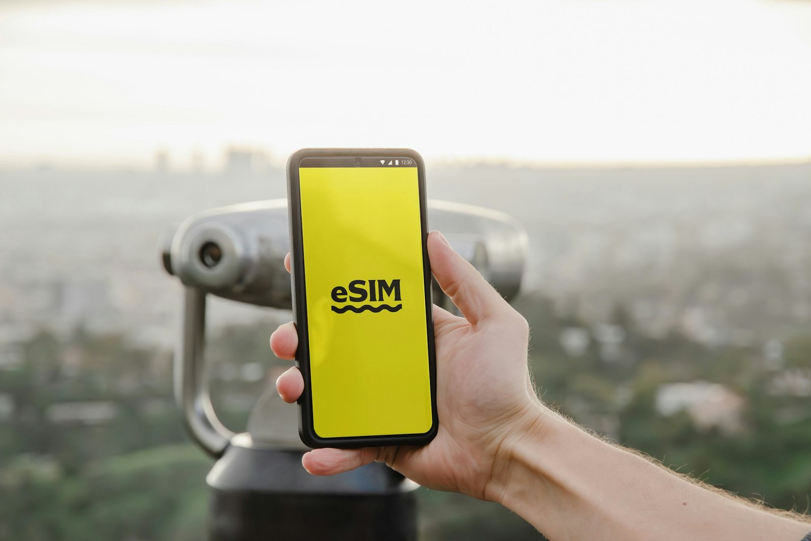 eSIM connectivity for digital nomads