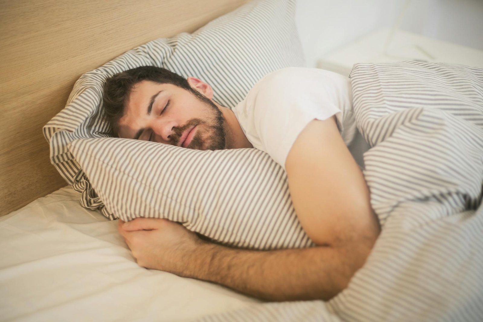 sleep hacks for nomads