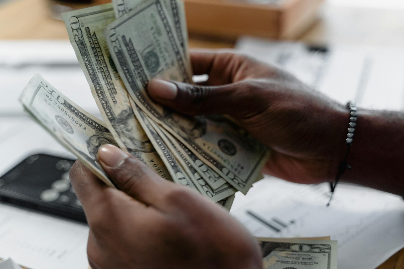 Budgeting for Digital Nomads 2025