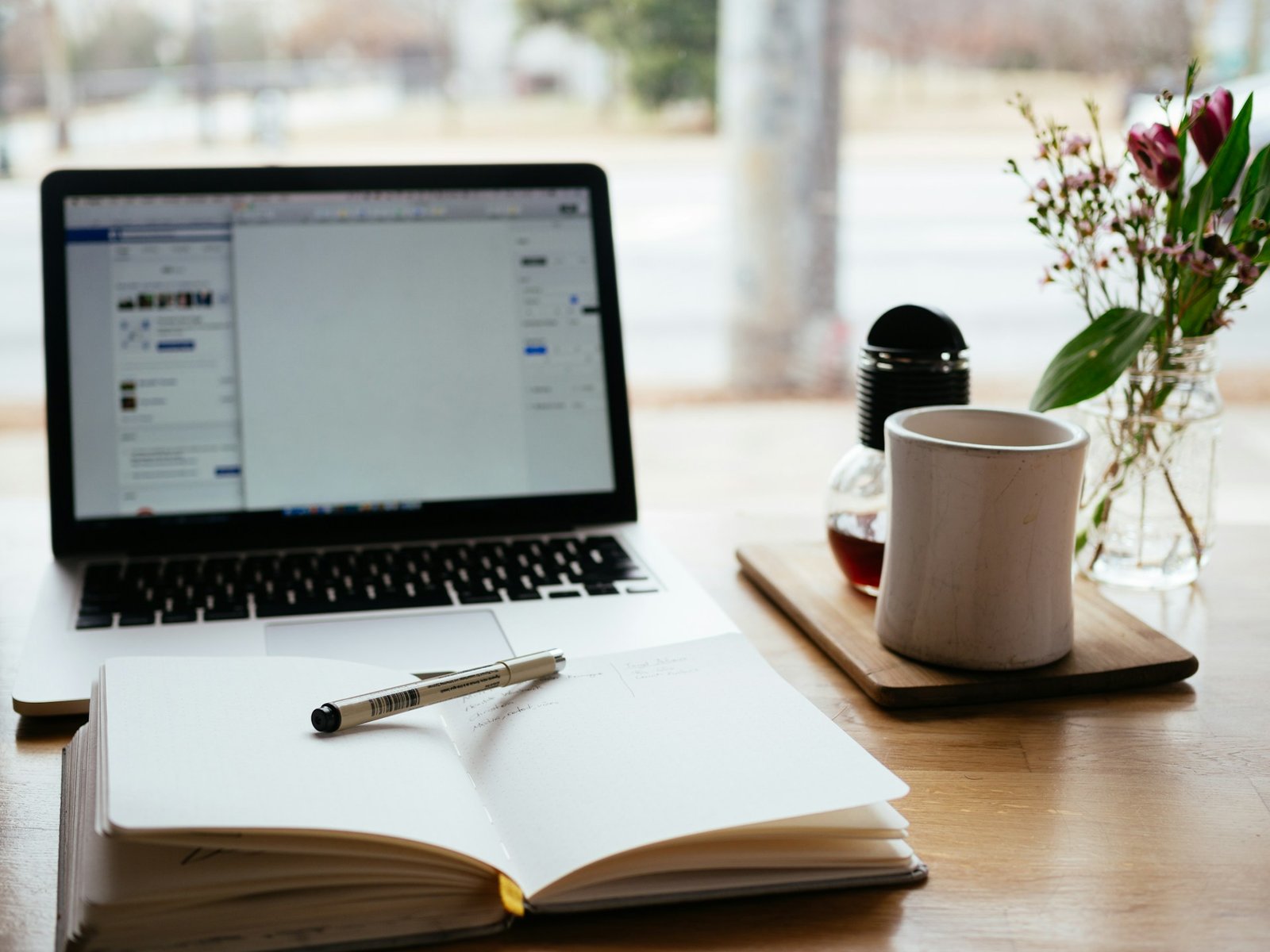 monetize your expertise 2025